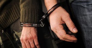 Συνελήφθησαν δύο άτομα για διακίνηση ναρκωτικών ουσιών στην Εύβοια
