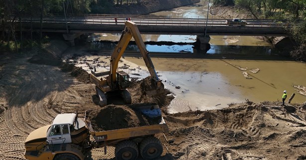 Χρηματοδότηση 10.000.000 ευρώ για εκχιονιστικά - υδροφόρες και μηχανήματα Πολιτικής Προστασίας από το πρόγραμμα «ΣΤΕΡΕΑ ΕΛΛΑΔΑ 2021 - 2027» Χρηματοδότηση 10.000.000 ευρώ για εκχιονιστικά - υδροφόρες και μηχανήματα Πολιτικής Προστασίας από το πρόγραμμα «ΣΤΕΡΕΑ ΕΛΛΑΔΑ 2021 - 2027»