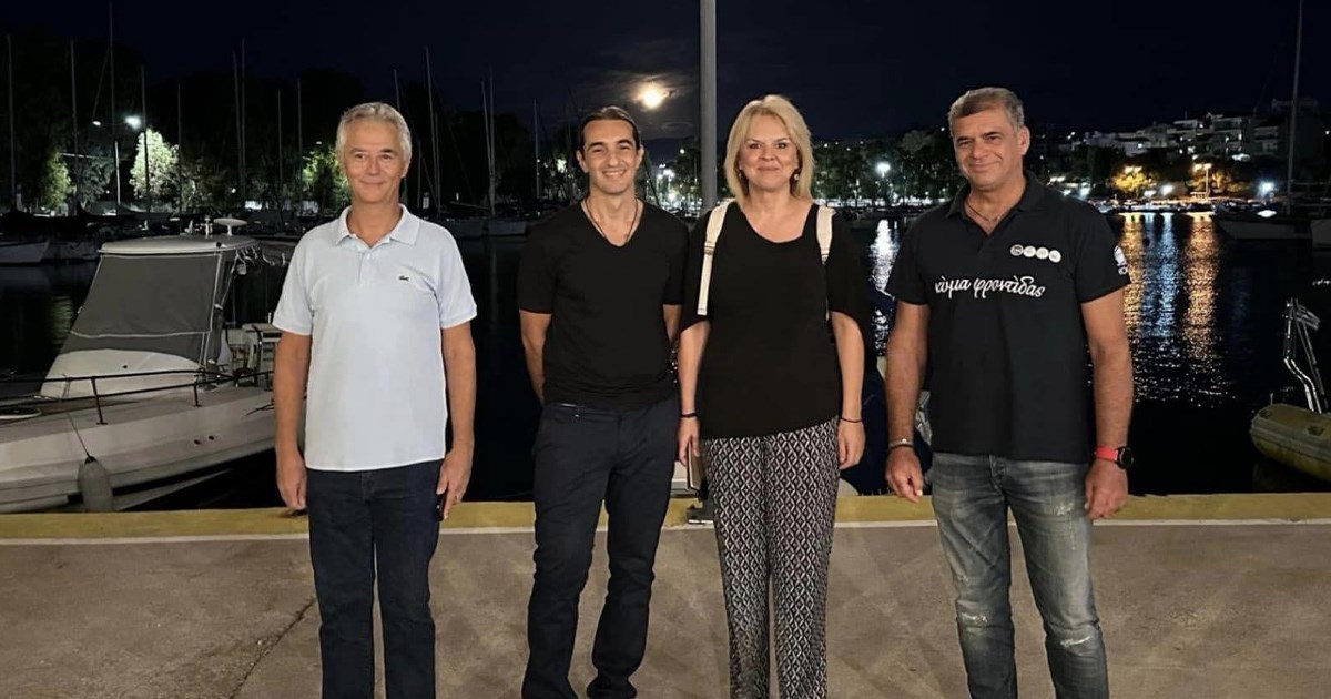 Ο Ε.Ο.Φ.Σ. τοποθέτησε απινιδωτή στον Νότιο Λιμένα Χαλκίδας Ο Ε.Ο.Φ.Σ. τοποθέτησε απινιδωτή στον Νότιο Λιμένα Χαλκίδας