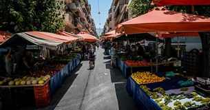 Μεταφορά ημέρας διεξαγωγής της λαϊκής αγοράς στη Θήβα λόγω Εορτών