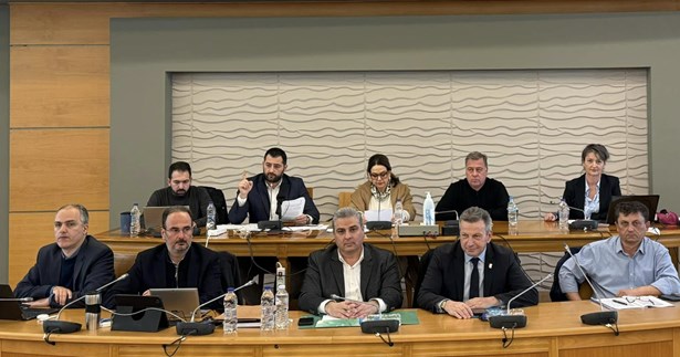 Φάνης Σπανός: «Η Περιφέρεια Στερεάς Ελλάδας και το 2024 δούλεψε σκληρά, μεθοδικά, διεκδικητικά και έντιμα, φέρνοντας νίκες και επιτυχίες» Φάνης Σπανός: «Η Περιφέρεια Στερεάς Ελλάδας και το 2024 δούλεψε σκληρά, μεθοδικά, διεκδικητικά και έντιμα, φέρνοντας νίκες και επιτυχίες»