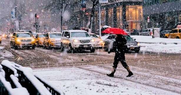 Καιρός: Επιστρέφει ο χειμώνας με βροχές, χιόνια και «βουτιά» της θερμοκρασίας