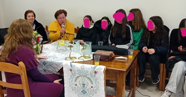 Το ΚΑΠΗ Θήβας γέμισε νιάτα