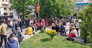 Απεργιακή συγκέντρωση στη Λιβαδειά στο πλαίσιο της Εργατικής Πρωτομαγιάς (ΦΩΤΟ)