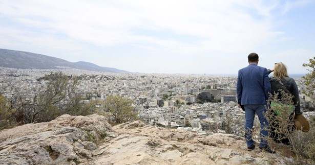 Καιρός: Εκρηκτικό μείγμα με αφρικανική σκόνη και ζέστη - Οι πιο θερμές μέρες