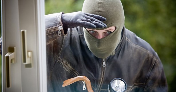 «Ποντικοί» έκαναν διαρρήξεις σε Θήβα και Αττική - Πάνω από 15.000 ευρώ η λεία τους