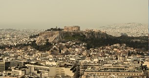 Καιρός: Αποπνικτική η ατμόσφαιρα σήμερα αφού επανέρχεται η αφρικανική σκόνη - Θα ξεπεράσει τους 30 βαθμούς ο υδράργυρος