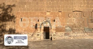 Κατέβασε ρολά η Μονή του Σινά: Την έκλεισαν οι μοναχοί σε ένδειξη πένθους - Δείτε βίντεο και φωτογραφίες