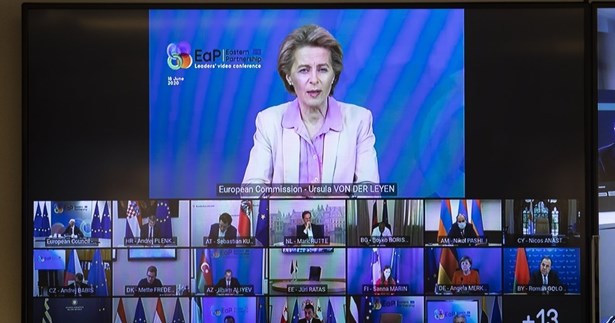 Σύνοδος Κορυφής Ε.Ε.: Οι ηγέτες αναζητούν σημείο σύγκλισης για τα έκτακτα μέτρα