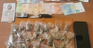 Τρεις συλλήψεις στη Κάρυστο για ναρκωτικά