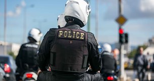 Η Ελληνική Αστυνομία εντείνει τους ελέγχους για τη χρήση κράνους - Σε ισχύ η εκστρατεία «Μηδενικής ανοχής» με βάση τον νέο Κ.Ο.Κ.