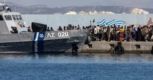Πως και γιατί τελικά η Κρήτη μετατράπηκε σε νέα Λαμπεντούζα