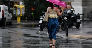 Καιρός: Υποχωρεί ο καύσωνας, έρχονται πτώση θερμοκρασίας και καταιγίδες - Ποιες περιοχές επηρεάζονται