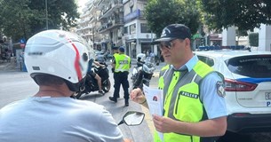 «Βροχή» οι έλεγχοι της Αστυνομίας στη Στερεά Ελλάδα, στο πλαίσιο της εκστρατείας «Μηδενικής ανοχής στη μη χρήση κράνους»