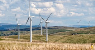 Λ.Σ Θήβας: Κλιμακώνεται η επέλαση των εταιρειών ΑΠΕ στο Δήμο Θηβαίων με τη δημοτική αρχή σε επίσημο ρόλο παρατηρητή