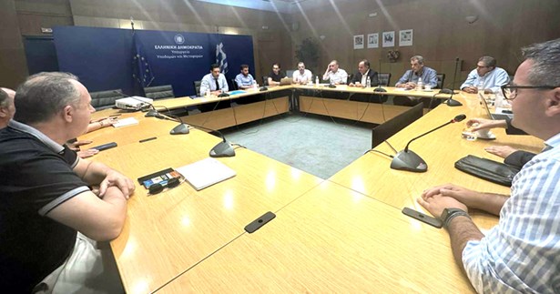 Συνάντηση με τον Αν. Υπουργό Μεταφορών για την επαναλειτουργία των εκδοτηρίων στους σιδηροδρομικούς σταθμούς