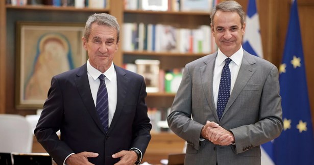 Στη Νέα Δημοκρατία προσχώρησε ο Ανδρέας Λοβέρδος