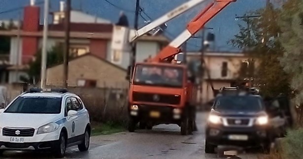 5 συλλήψεις για ρευματοκλοπή στη Φθιώτιδα