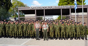 100 οπλίτες του ΚΕΠΒ Θήβας επισκέφθηκαν το Αρχαιολογικό Μουσείο Θήβας