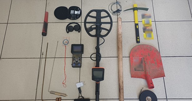 Συνελήφθη στην Ευρυτανία για αρχαία και ναρκωτικά