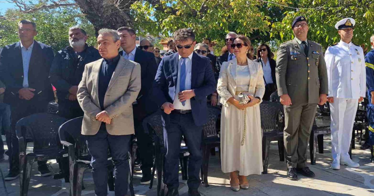 Πραγματοποιήθηκε με σεβασμό και συγκίνηση η εκδήλωση για το Ολοκαύτωμα στη Δομβραίνα, Θίσβη και Χώστια Πραγματοποιήθηκε με σεβασμό και συγκίνηση η εκδήλωση για το Ολοκαύτωμα στη Δομβραίνα, Θίσβη και Χώστια