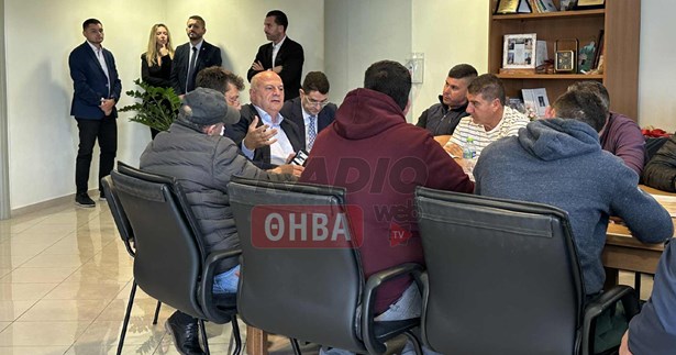 Επεισόδια στη Λιβαδειά μεταξύ των αγροτών και τα ΜΑΤ - Τι δήλωσε ο ΥπΑΑΤ για τους αγρότες