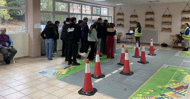 Με μεγάλη συμμετοχή μαθητών το «Ζήτημα Ζωής» στο Καρπενήσι