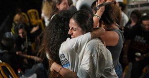 Ισραήλ και Χαμάς συμφώνησαν για εκεχειρία μετά από 2 χρόνια πολέμου - «Οι όμηροι θα έχουν επιστρέψει τη Δευτέρα» λέει ο Τραμπ