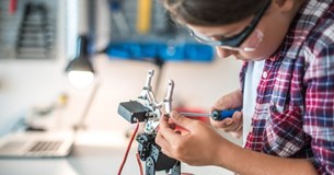 Στο Καρπενήσι το 5ο RoboFestival: Φεστιβάλ Εκπαιδευτικής Ρομποτικής με STEM & Αθλητισμό Στο Καρπενήσι το 5ο RoboFestival: Φεστιβάλ Εκπαιδευτικής Ρομποτικής με STEM & Αθλητισμό