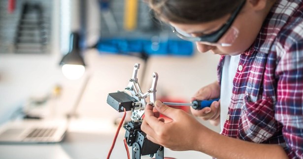 Στο Καρπενήσι το 5ο RoboFestival: Φεστιβάλ Εκπαιδευτικής Ρομποτικής με STEM & Αθλητισμό