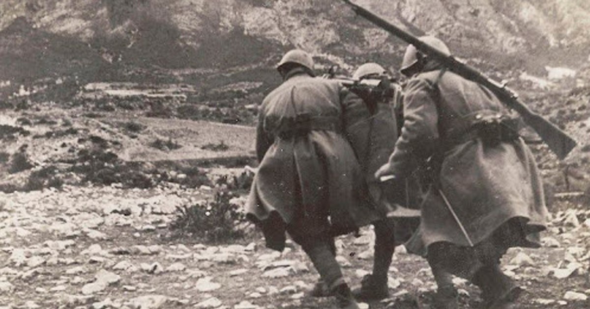 Γιώργος Πέππας: Οι εθνικές εορτές και οι εθνομηδενιστές Γιώργος Πέππας: Οι εθνικές εορτές και οι εθνομηδενιστές