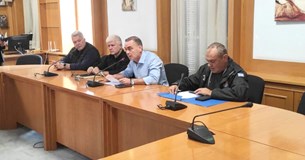 Ψήφισμα του Δ.Σ. Δήμου Λεβαδέων στους Δήμους της Βοιωτίας για την κατάργηση των καταστημάτων ΕΛΤΑ Ψήφισμα του Δ.Σ. Δήμου Λεβαδέων στους Δήμους της Βοιωτίας για την κατάργηση των καταστημάτων ΕΛΤΑ