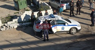 Ξεκίνησε σήμερα η αστυνόμευση του καταυλισμού των Ρομά στη Θήβα