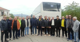 Αλίαρτος: Τρισάγιο στο μνήμα του ποδοσφαιριστή Μανώλη Παπαδοπούλου έκαναν οι παλαίμαχοι της ΑΕΚ