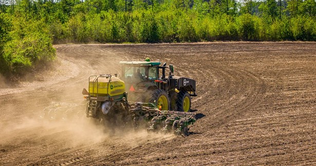 Αγρότες-κτηνοτρόφοι: Ο χάρτης των εκκρεμών πληρωμών έως το τέλος του έτους