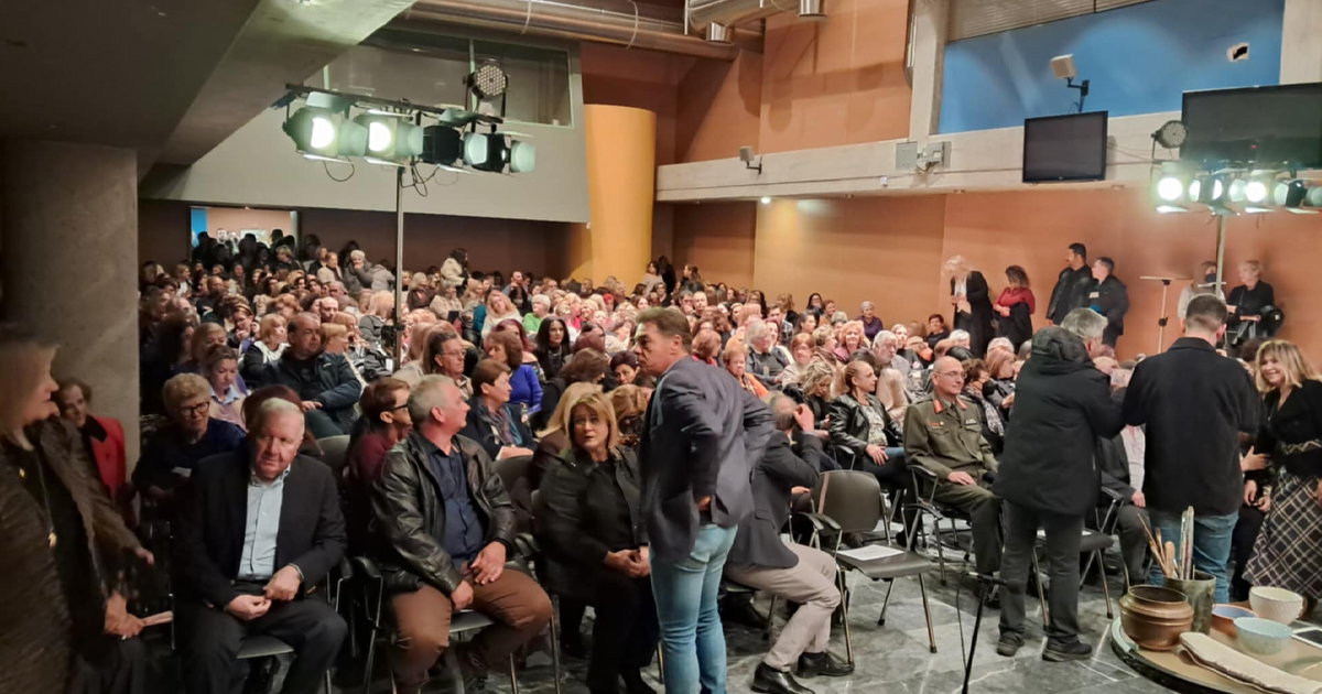 «Αγουρα Κεράσια» - Τεράστια η ανταπόκριση του κοινού στη Λιβαδειά