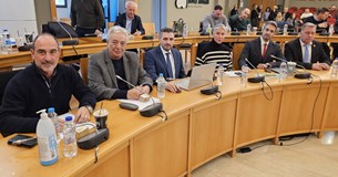 Ε.Π.Κ.: «Να φύγει ο κ. Σπανός και η κυβέρνησή του, για να δει ο τόπος επιτέλους μια άσπρη μέρα»