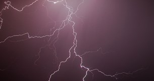 Κεραυνός χτύπησε στρατόπεδο στο Μεσολόγγι: Στο νοσοκομείο τέσσερις φαντάροι