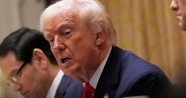 «Είναι σκουπίδια, δεν τους θέλουμε στη χώρα μας»: Επίθεση Τραμπ εναντίον μεταναστών από τη Σομαλία