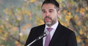 Γιάννης Σαρακιώτης: «Η Κυβέρνηση εκμηδενίζει κάθε πιθανότητα επιβίωσης του πρωτογενούς τομέα προς όφελος των επιχειρηματικών κολοσσών» Γιάννης Σαρακιώτης: «Η Κυβέρνηση εκμηδενίζει κάθε πιθανότητα επιβίωσης του πρωτογενούς τομέα προς όφελος των επιχειρηματικών κολοσσών»