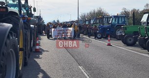 Εκπαιδευτικοί συμπαρασταθηκαν στον αγώνα των αγροτων στο Κάστρο Εκπαιδευτικοί συμπαρασταθηκαν στον αγώνα των αγροτων στο Κάστρο