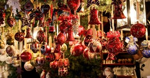 Χριστουγεννιάτικες εκδηλώσεις από τον Δήμο Θηβαίων και τον Εμπορικό Σύλλογος Θήβας