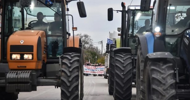 Σκληραίνουν τη στάση τους οι αγρότες Σκληραίνουν τη στάση τους οι αγρότες