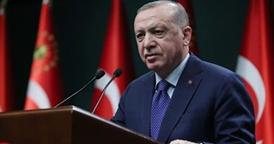 «Τούρκος» ο Ερντογάν για τριμερή και IMEC 