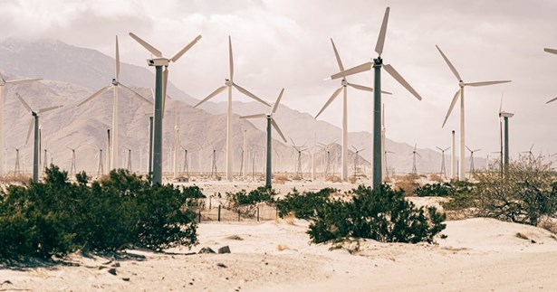 Στέφανος Σταμέλλος: Για την ενέργεια, τις ΑΠΕ και τα όρια της ανάπτυξης