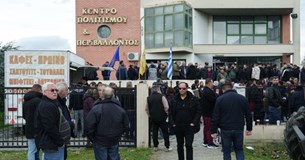 Αγρότες: Αποφάσισαν ομόφωνα κλιμάκωση των κινητοποιήσεων - Χάος με την επιστροφή των εκδρομέων