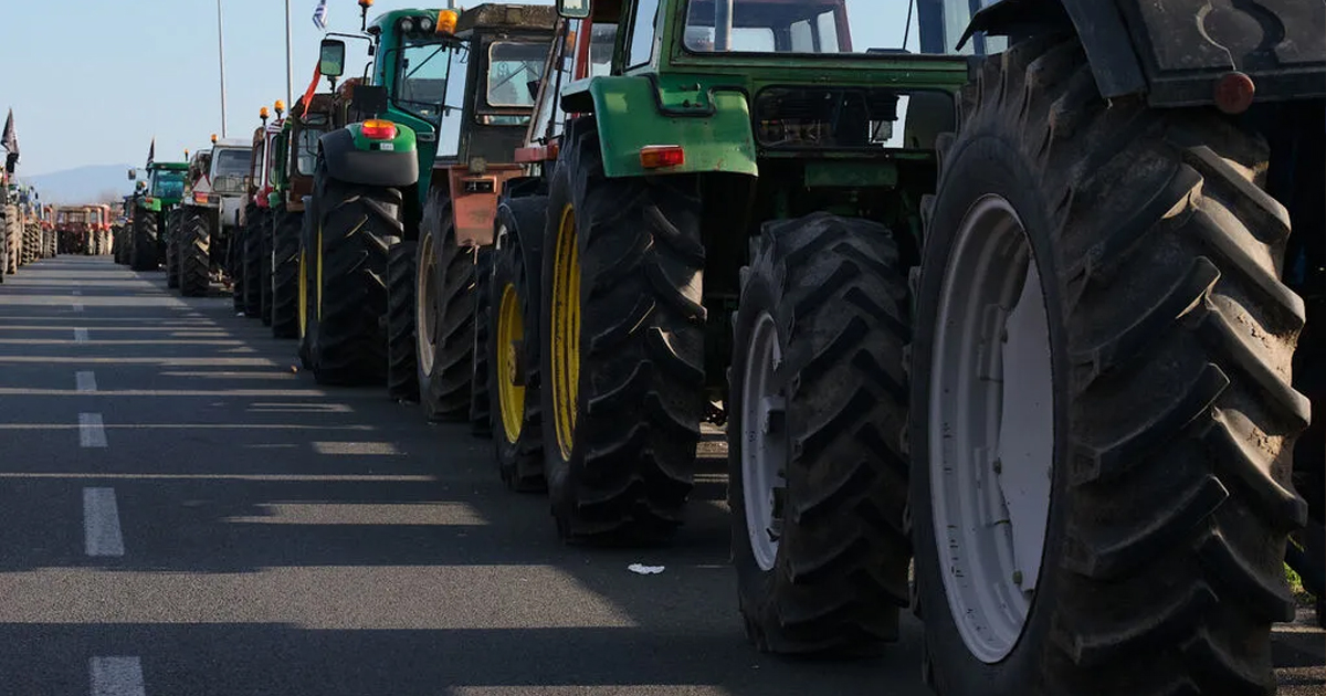 Κρίσιμη η σημερινή συνάντηση Μητσοτάκη - αγροτών στο Μαξίμου με φόντο τα μπλόκα και τη συμφωνία Mercosur