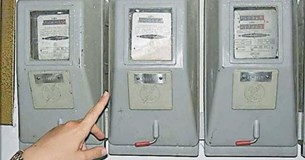 ΔΕΔΔΗΕ επανεξετάζει υποθέσεις ρευματοκλοπής 2025 - «Παγώνει» διακοπές ρεύματος σε μικρές παροχές