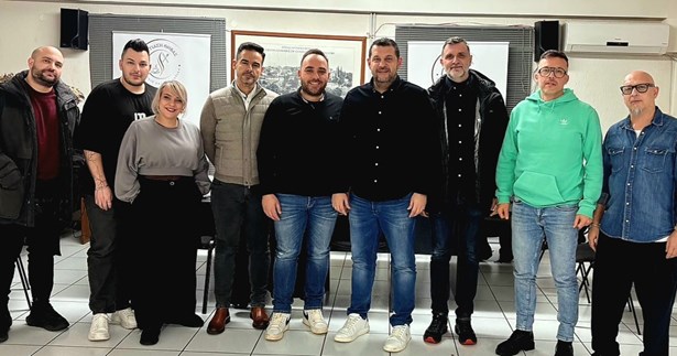 Συνάντηση του Σωματείου Εστίασης και του Εμπορικού Συλλόγου Θήβας με επίκεντρο την τοπική αγορά