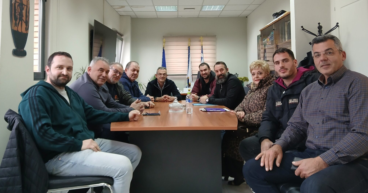 Συνάντηση του Δημάρχου Θηβαίων και του Παραδοσιακού Συλλόγου Βλάχικου Γάμου εν όψει του Βλάχικου Γάμου